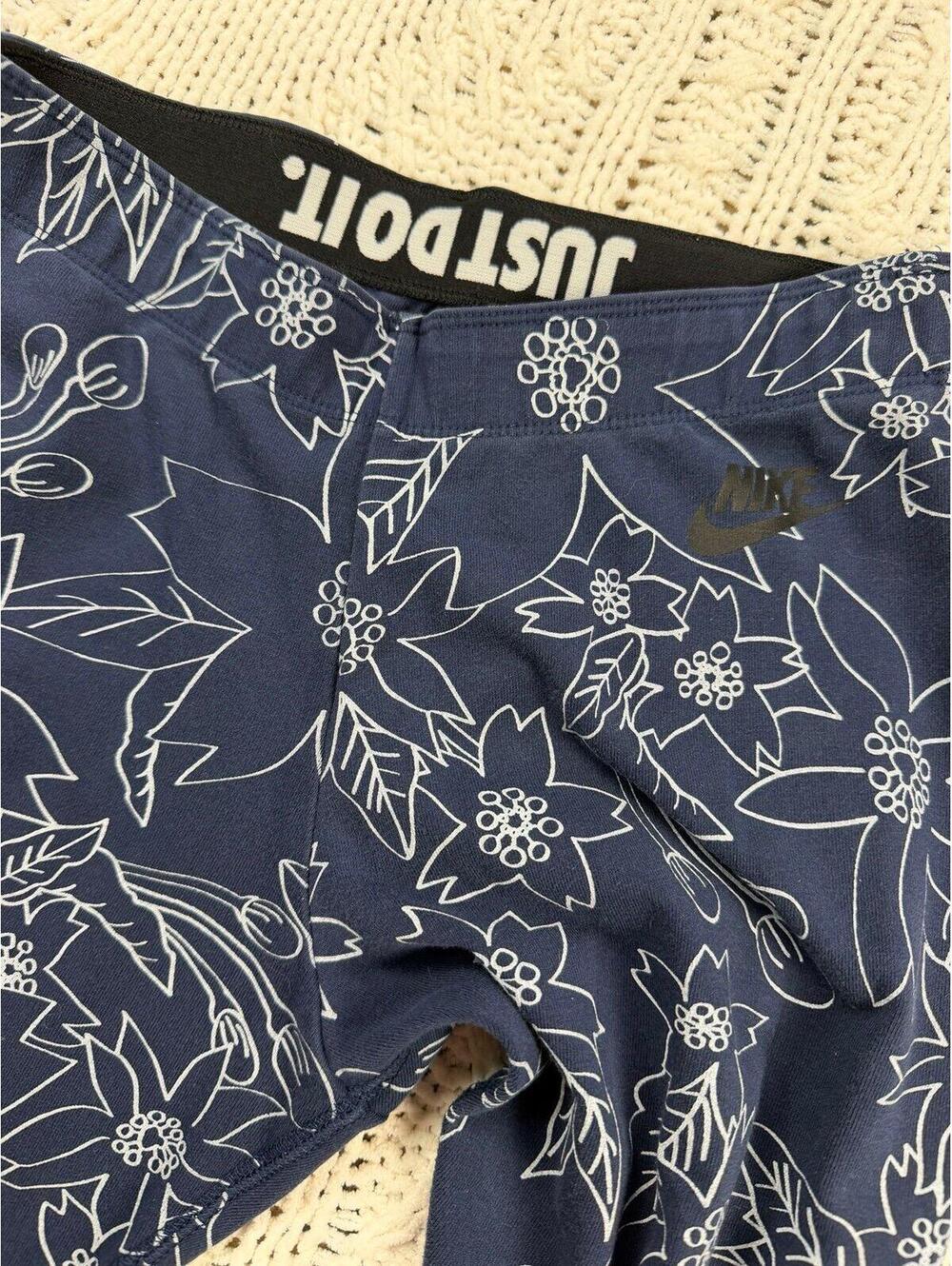 Nike Women's Floral Just Do It Leggings Yoga Pants Navy Blue-White Small